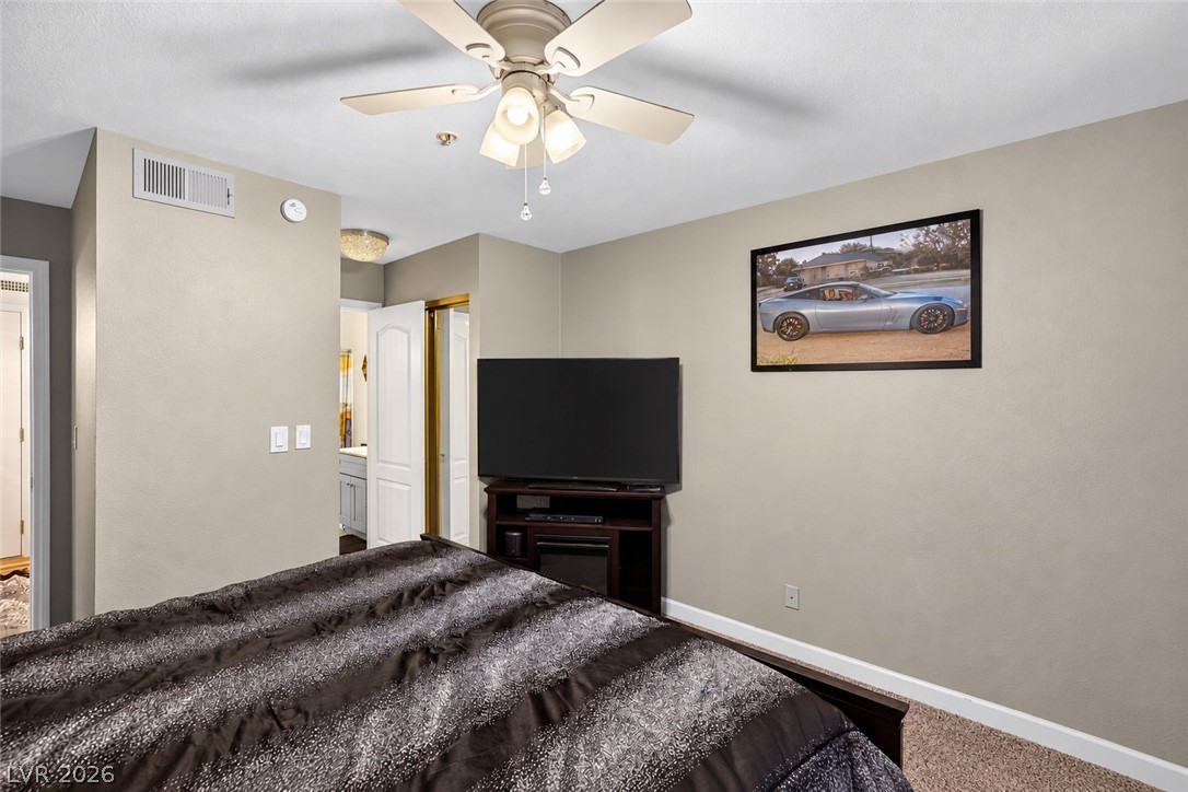 Photo 19 of 47, 2111 Sealion Drive #105