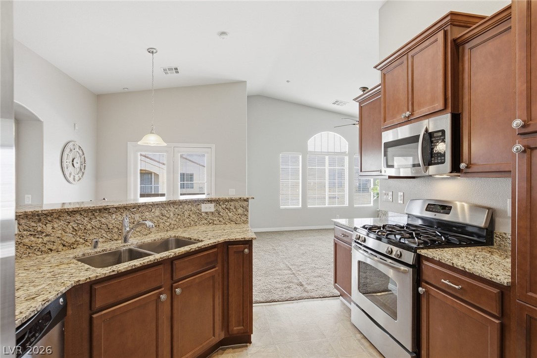 Photo 9 of 25, 6040 Towboat Street #101
