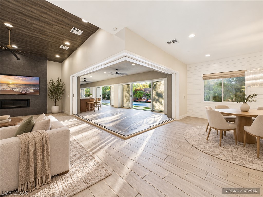 Photo 4 of 8940 Hickam Avenue
