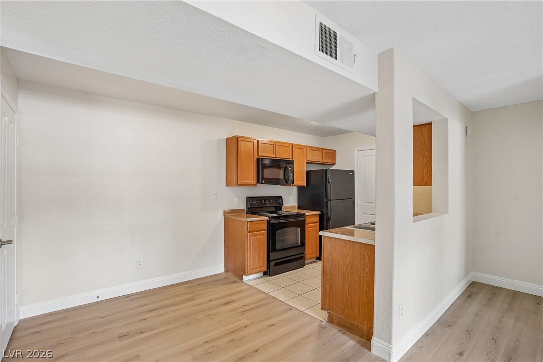Photo 6 of 21, 5260 Mission Monterey Lane #104