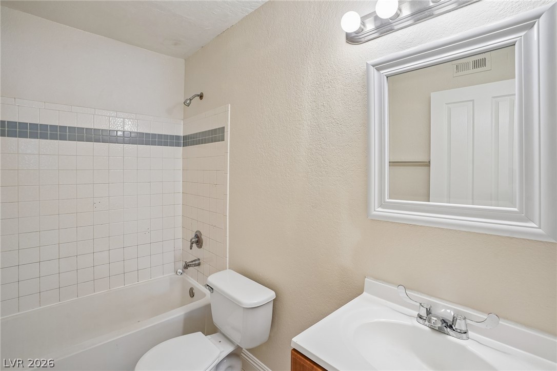 Photo 17 of 21, 5260 Mission Monterey Lane #104