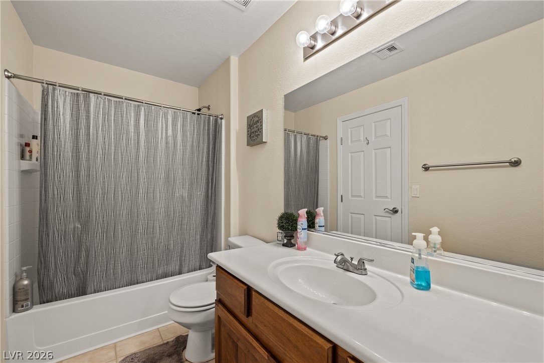 Photo 13 of 32, 890 Kitty Hawk Drive #1824