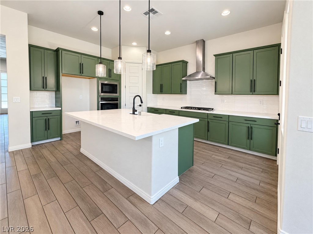 Photo 6 of 20, 6137 Bugsy Street