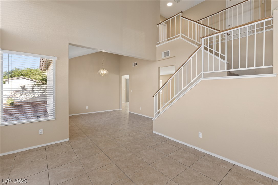 Photo 10 of 71, 8348 Granite Peak Court