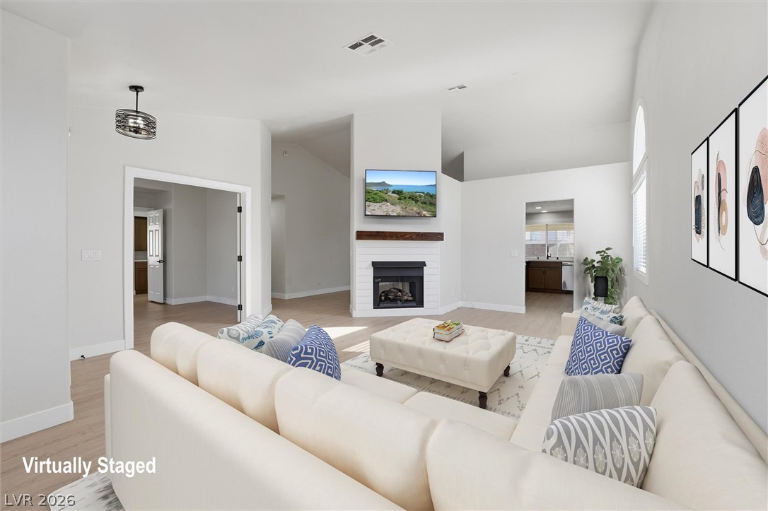 Photo 9 of 38, 230 Jonquil Circle