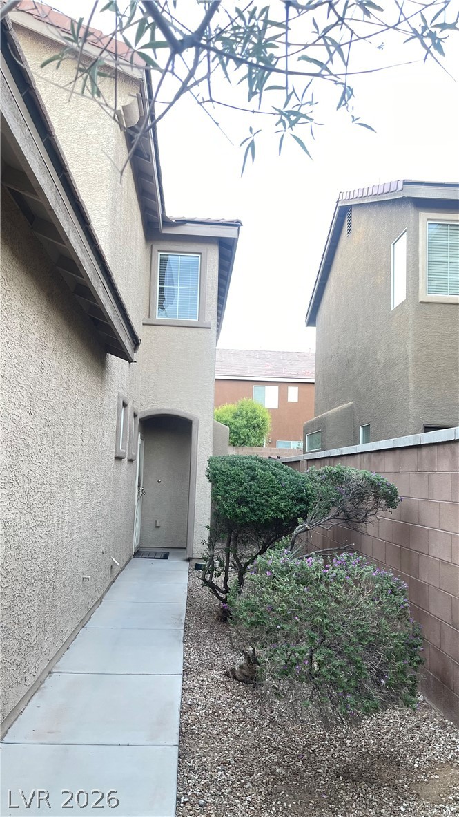 Photo 8 of 63, 9275 Weeping Hollow Avenue