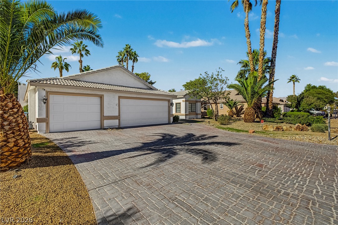 Photo 2 of 5305 Braemar Drive