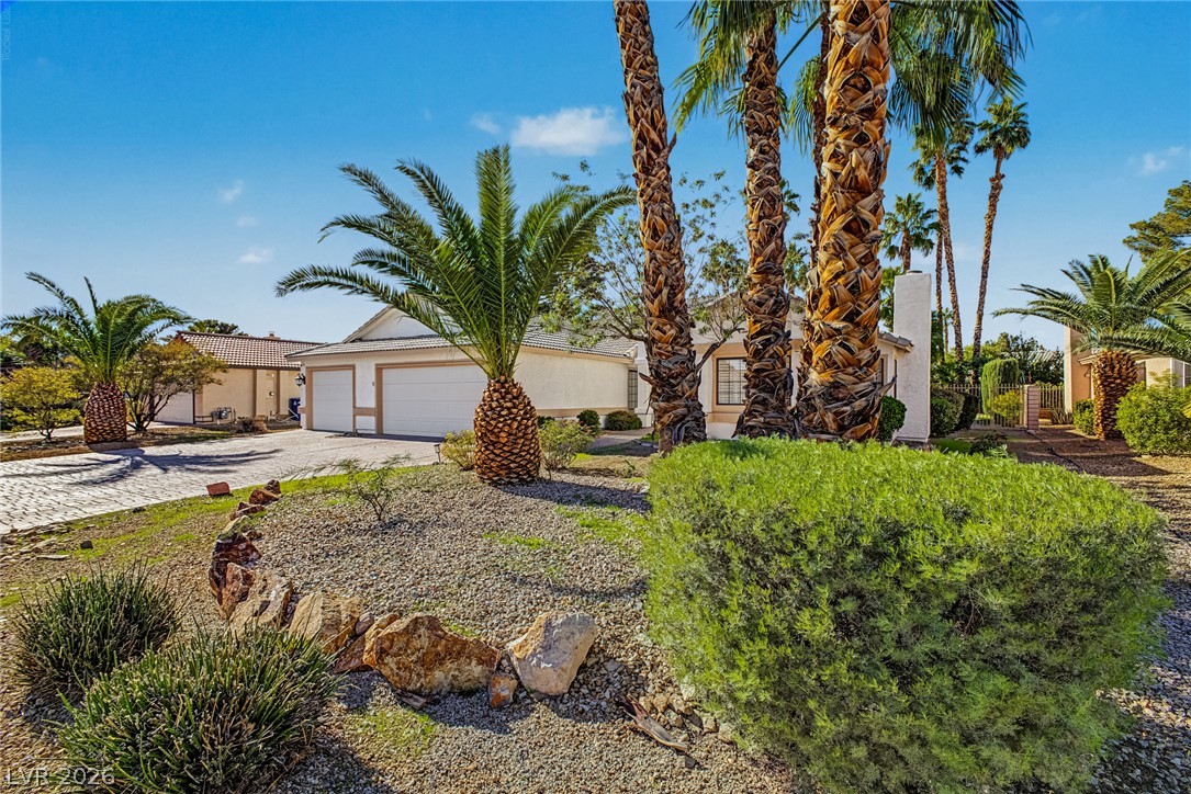 Photo 3 of 5305 Braemar Drive