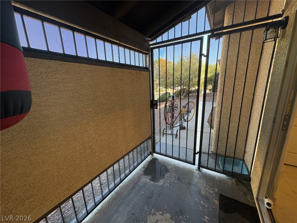 Photo 19 of 21, 3005 Saint George Street #D