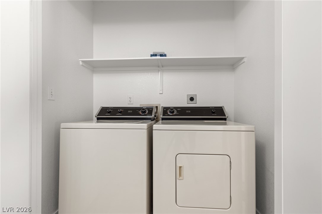 Photo 19 of 42, 5251 Lindell Road #101