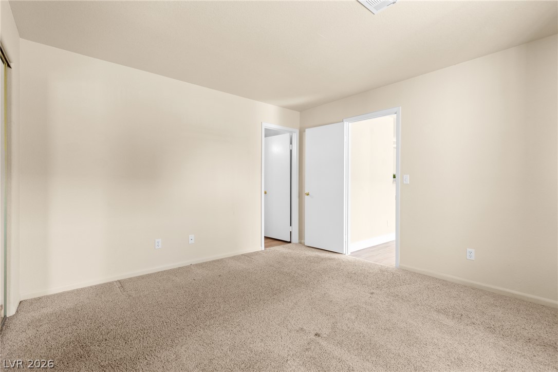 Photo 22 of 42, 5251 Lindell Road #101
