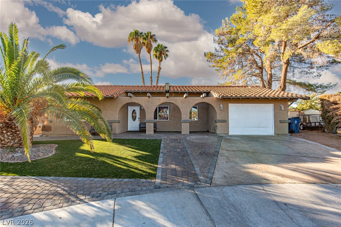 3158 La Luna Circle, Henderson