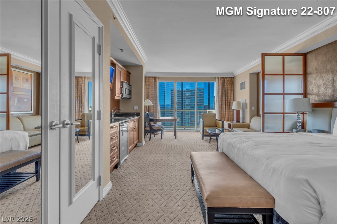 Photo 13 of 54, 125 E Harmon Avenue #2207