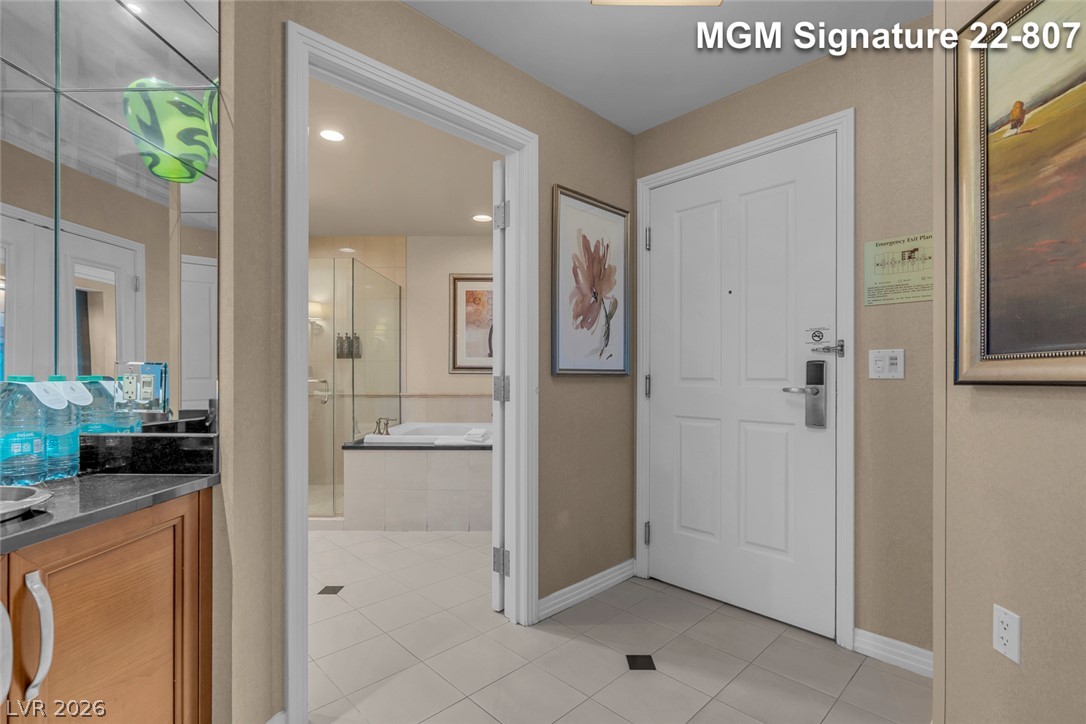 Photo 31 of 54, 125 E Harmon Avenue #2207