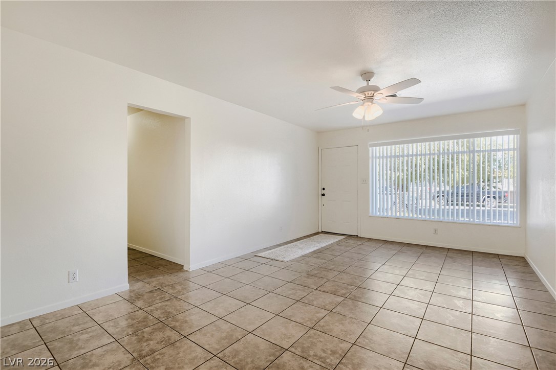 Photo 5 of 509 Wyatt Avenue