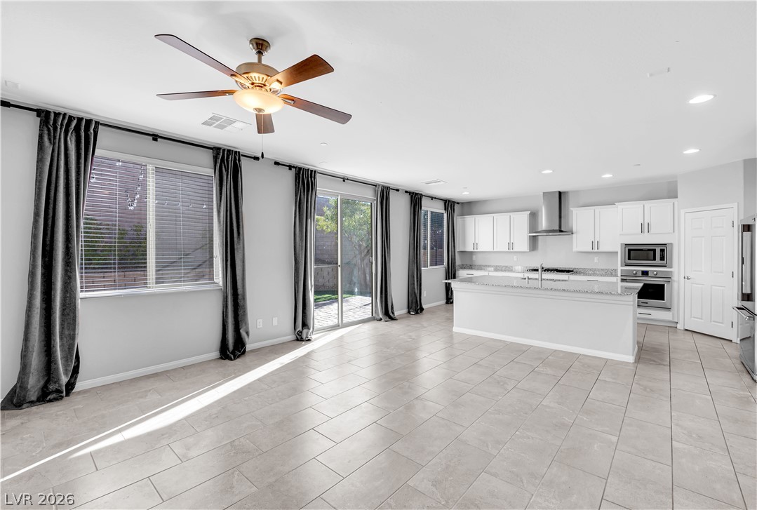 Photo 7 of 24, 908 Brayfield Court