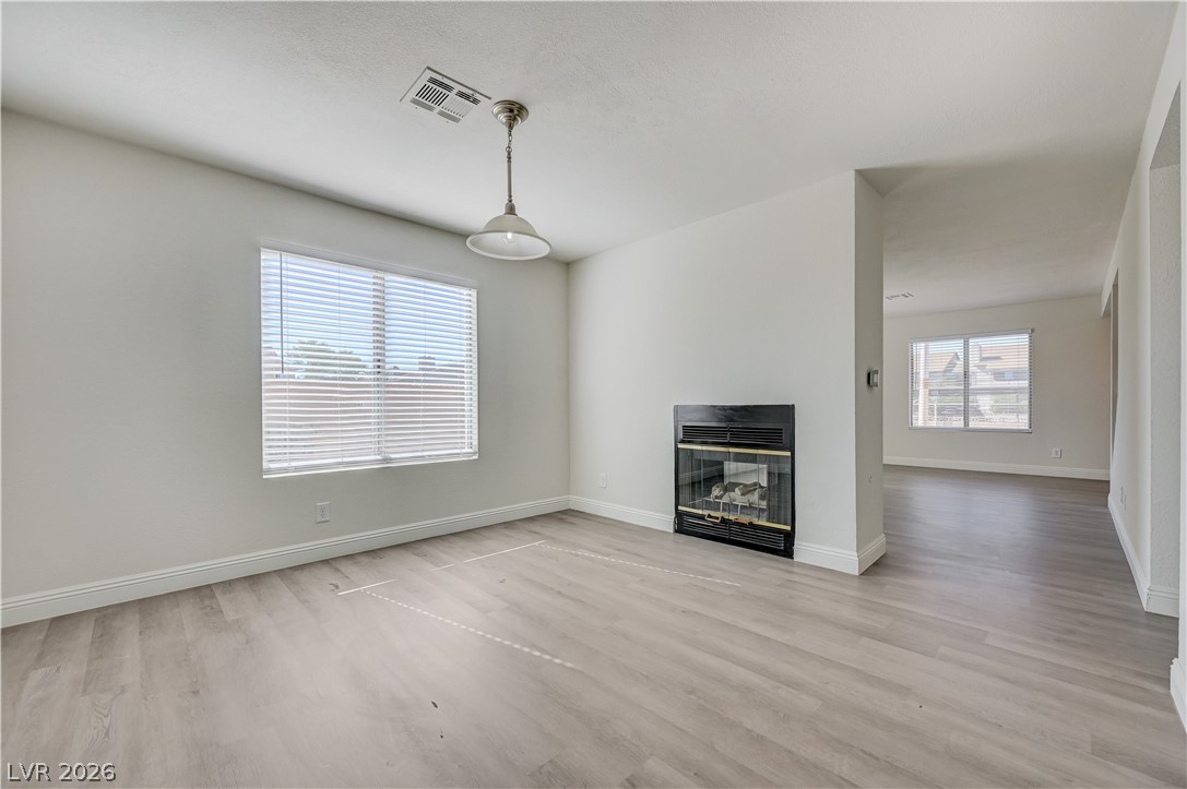 Photo 7 of 30, 3802 Terrazzo Avenue