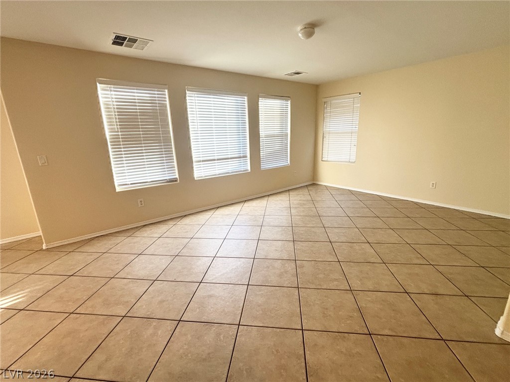 Photo 4 of 2503 Begonia Valley Avenue