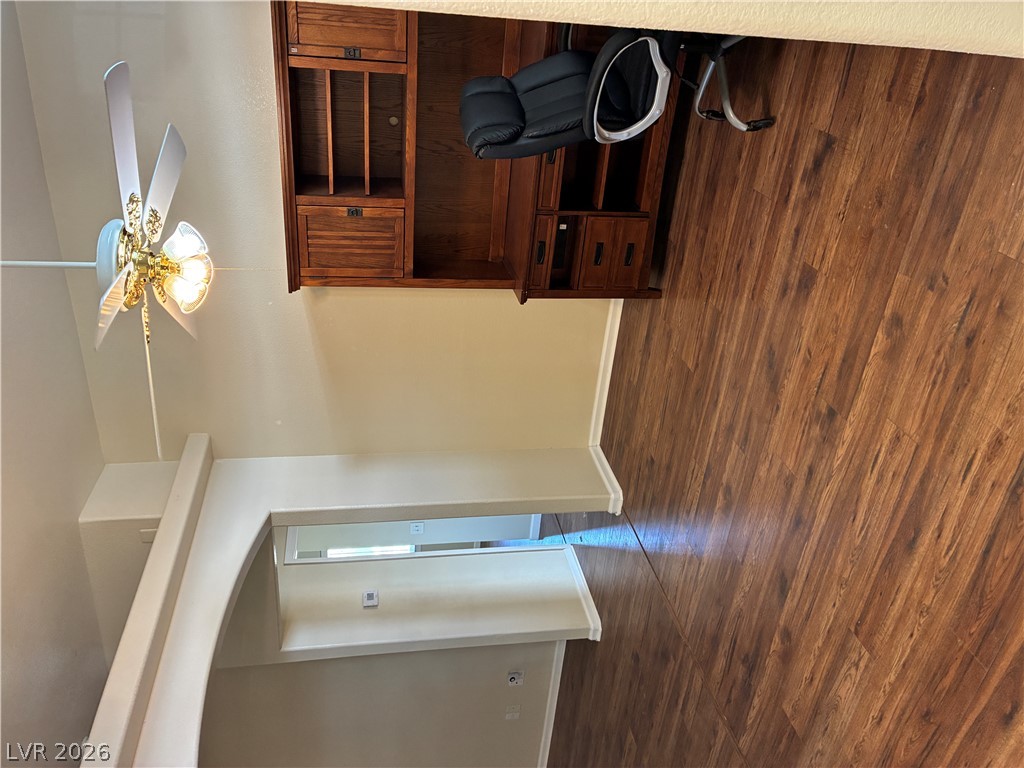 Photo 4 of 2340 Mallard Avenue
