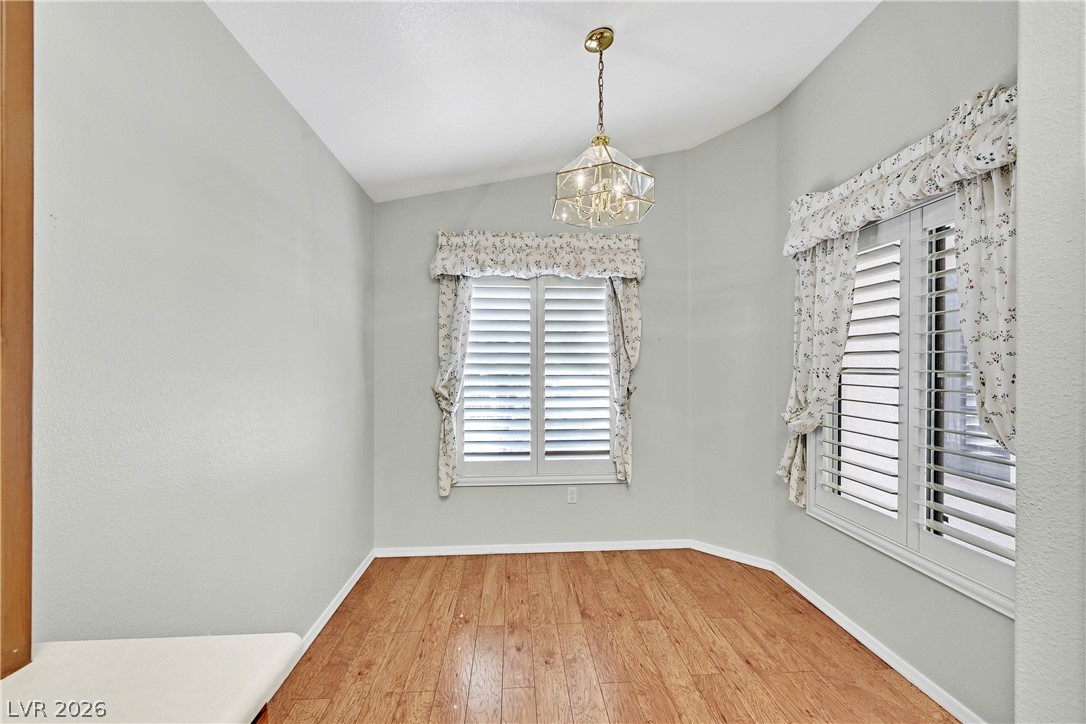 Photo 8 of 39, 2022 Poppywood Avenue