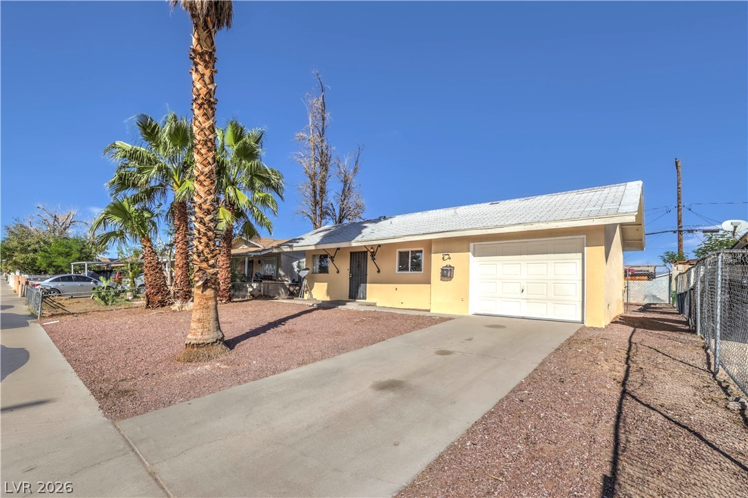 Photo 3 of 3404 Twining Avenue