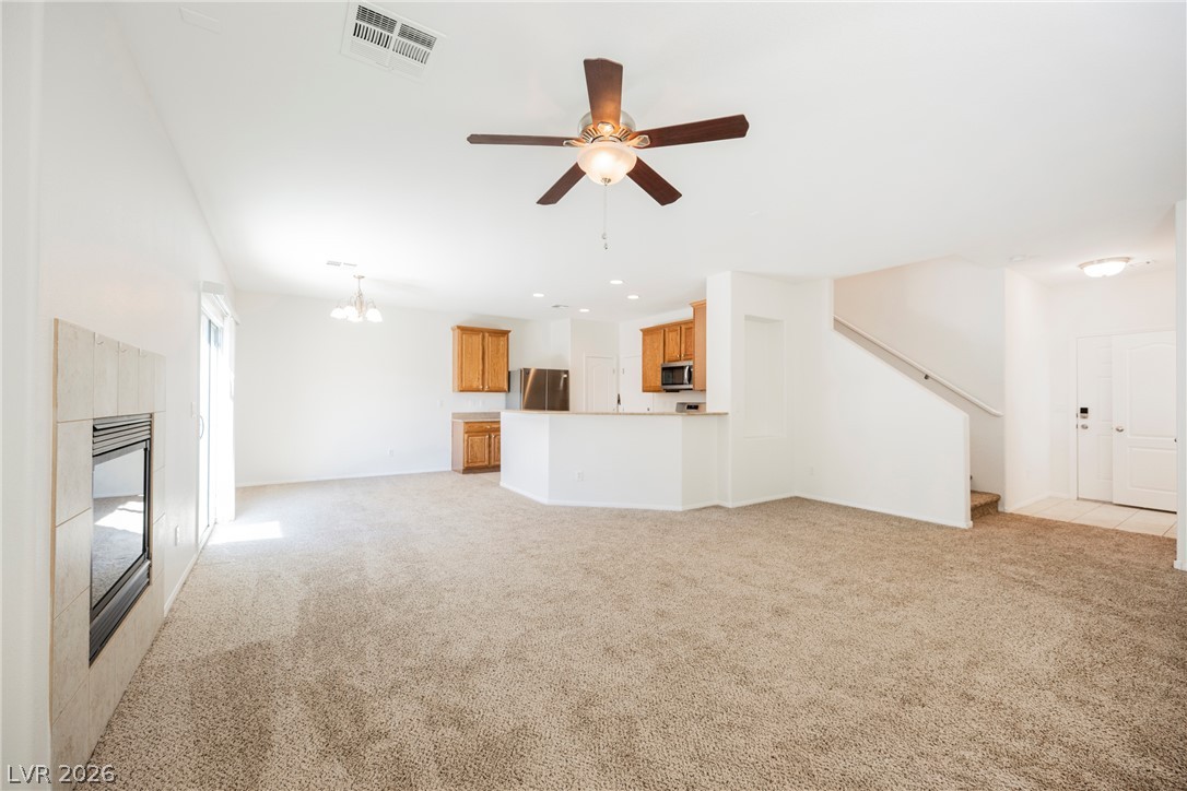 Photo 2 of 1513 Groom Avenue