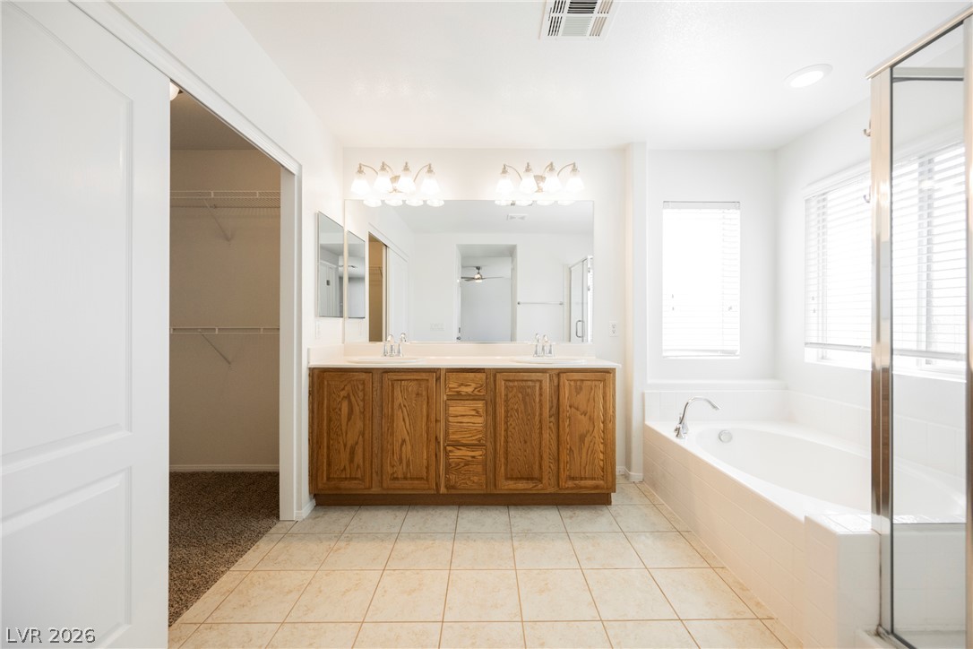 Photo 13 of 26, 1513 Groom Avenue