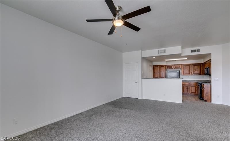 Photo 11 of 33, 8777 W Maule Avenue #2137