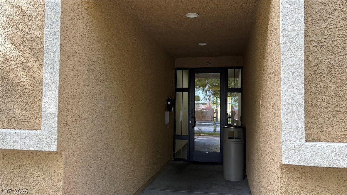 Photo 31 of 33, 8777 W Maule Avenue #2137