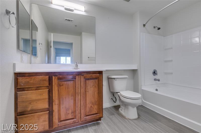 Photo 19 of 33, 8777 W Maule Avenue #2137