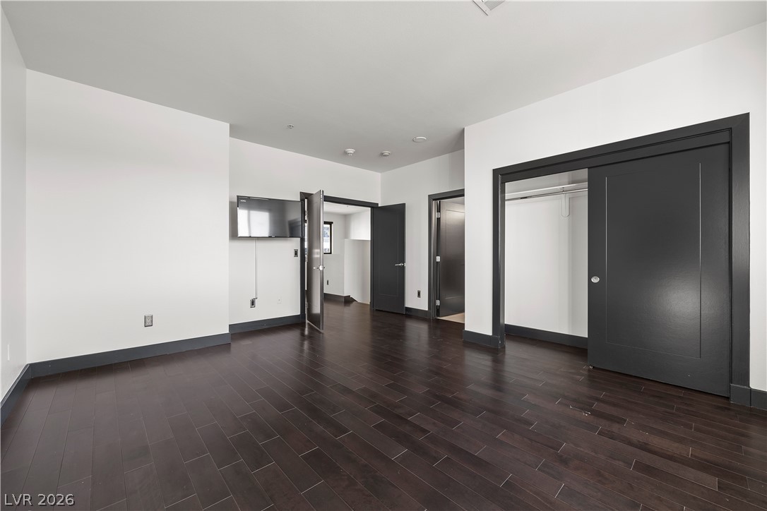 Photo 16 of 35, 4565 Dean Martin Drive #102