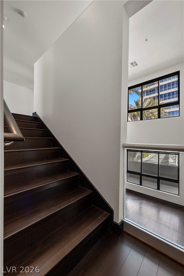Photo 24 of 35, 4565 Dean Martin Drive #102