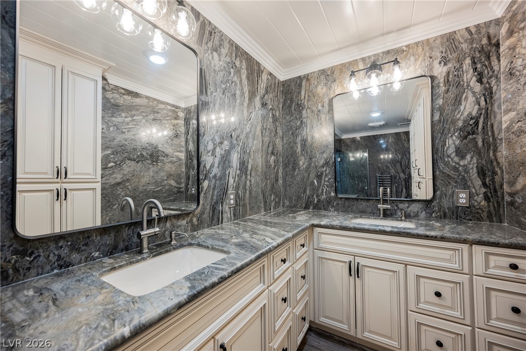 Photo 8 of 42, 6480 Bristlecone Circle