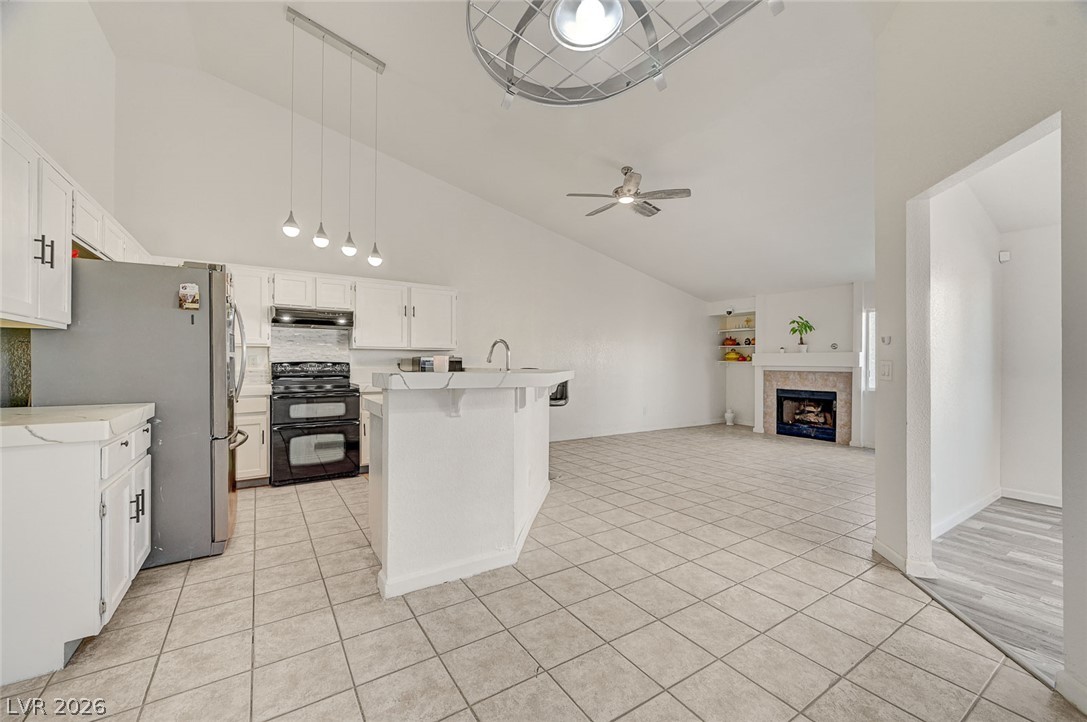 Photo 17 of 57, 904 Serpentina Avenue