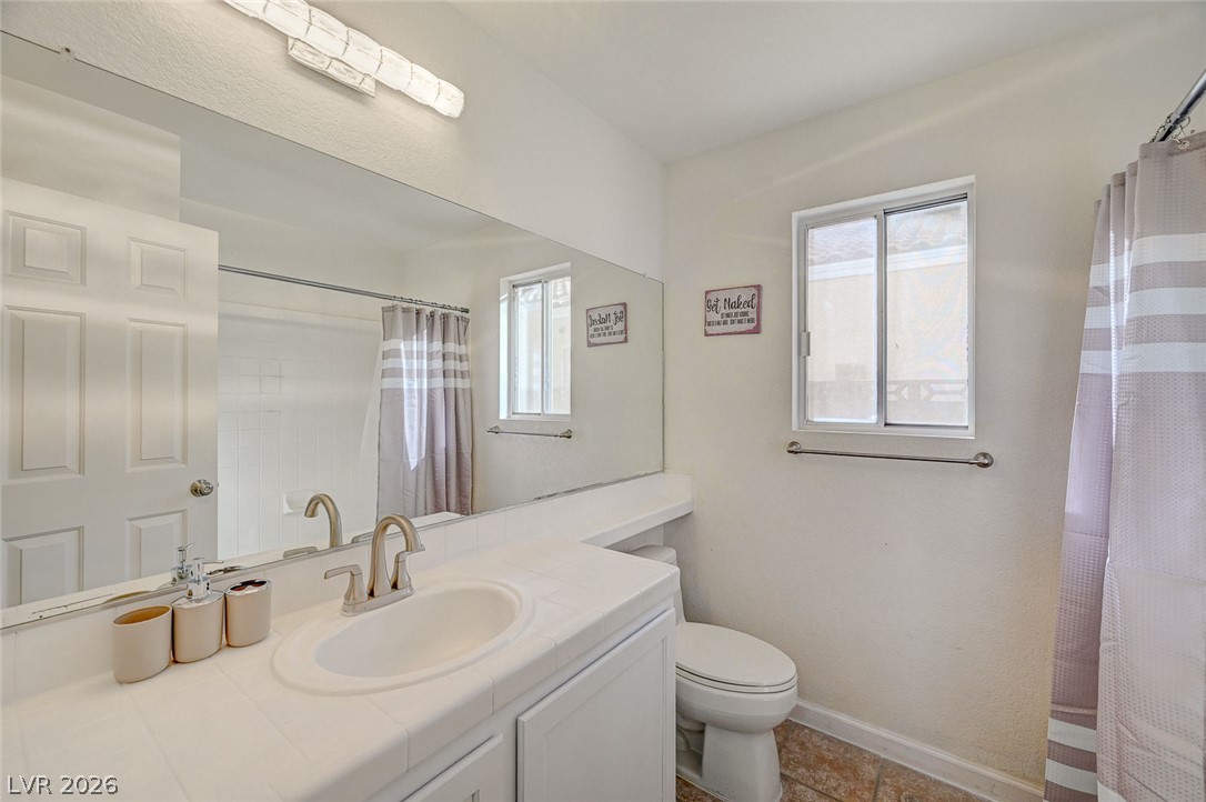 Photo 44 of 57, 904 Serpentina Avenue