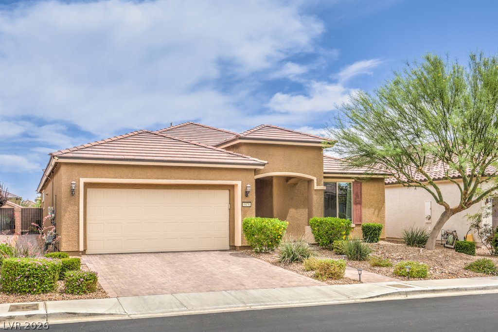 9476 Chandler Springs Avenue, Las Vegas
