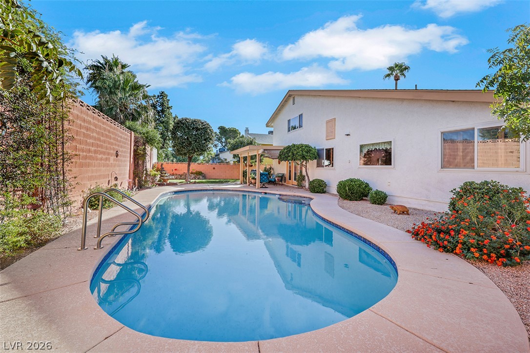 Photo 43 of 49, 3702 E Harmon Avenue