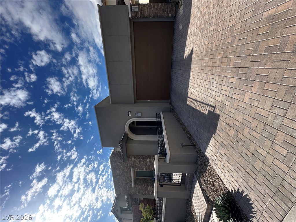 Photo 2 of 369 Molinetto Street