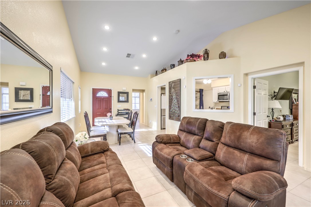 Photo 8 of 30, 2172 McCartney Court