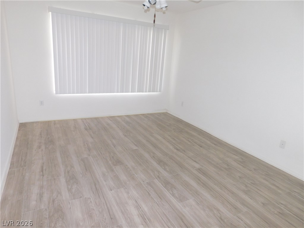 Photo 14 of 45, 3044 Casey Drive #102