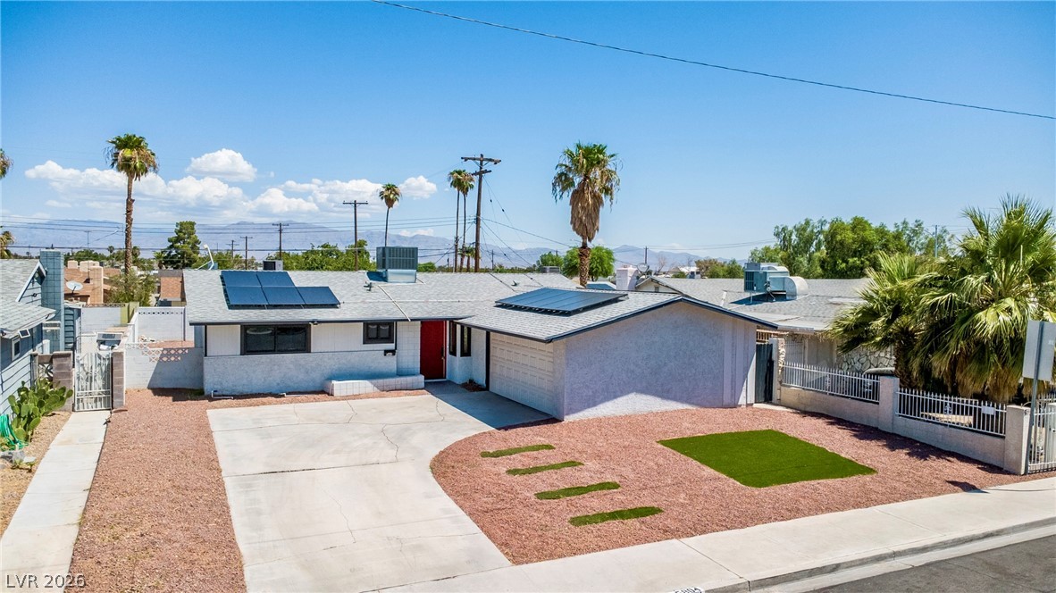 Photo 22 of 24, 5804 Carmen Boulevard