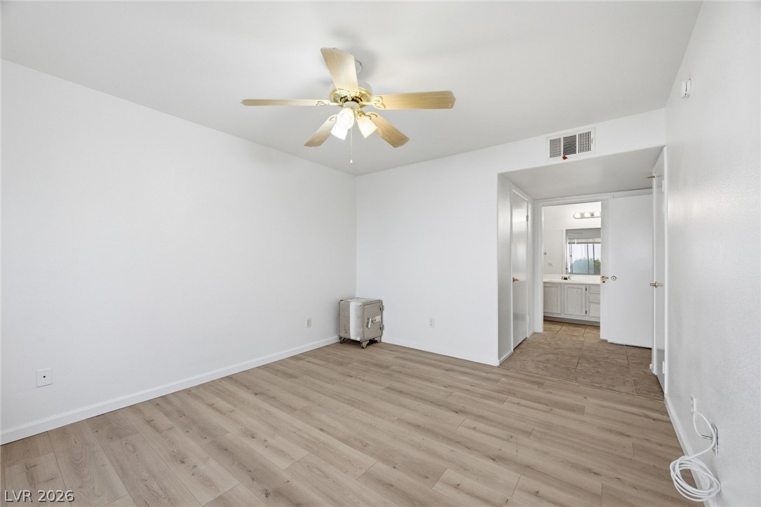 Photo 17 of 29, 3425 E Russell Road #116