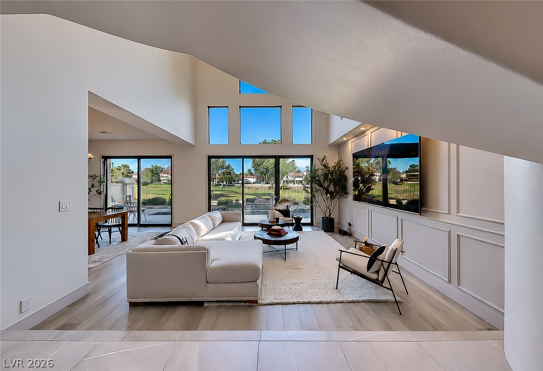 Photo 9 of 48, 8330 Carmel Ridge Court