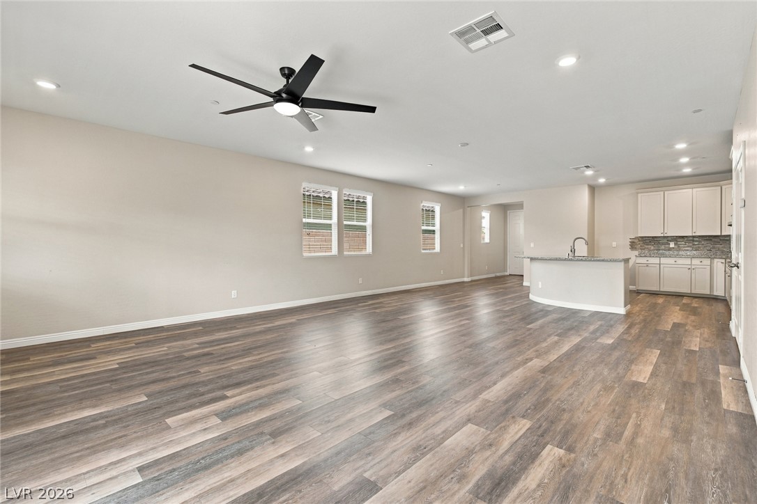 Photo 11 of 31, 2979 Ballantrae Court