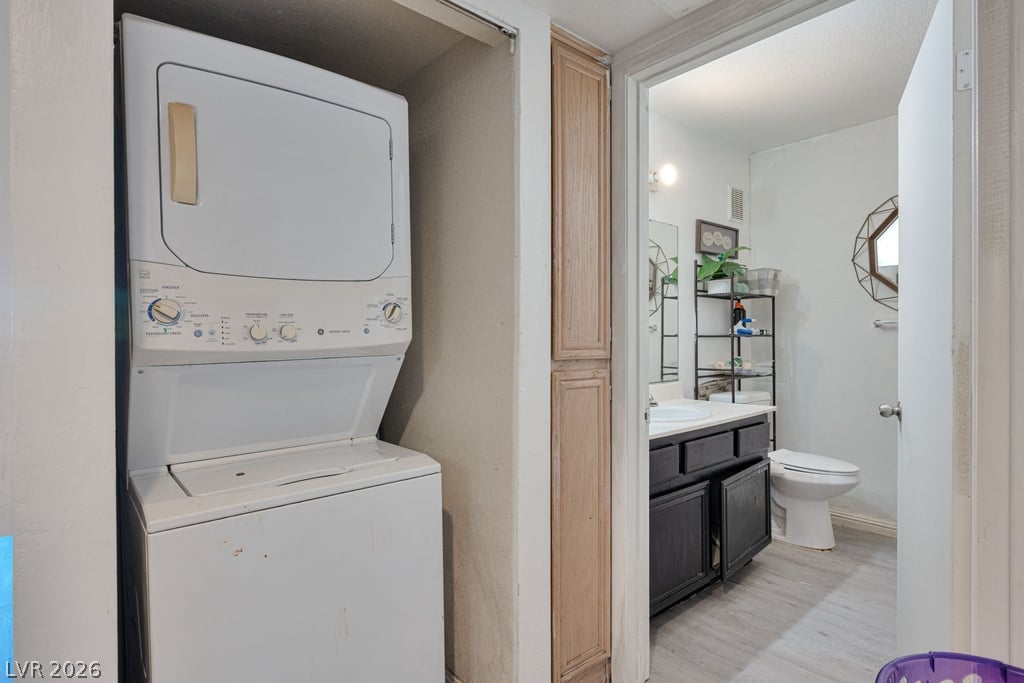 Photo 6 of 22, 8070 W Russell Road #1090