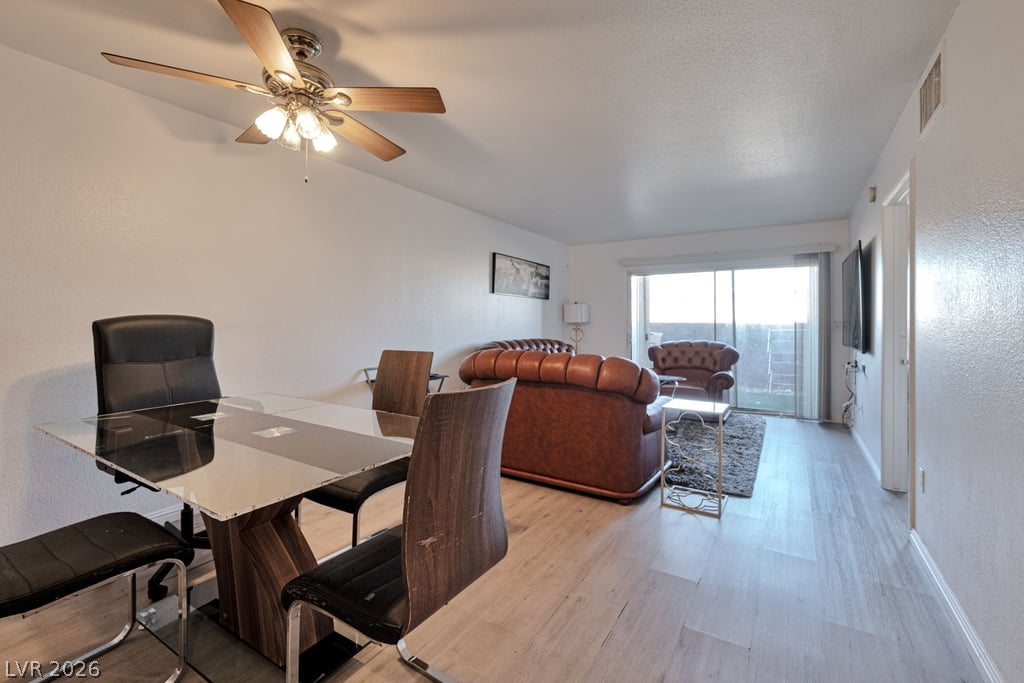 Photo 12 of 22, 8070 W Russell Road #1090