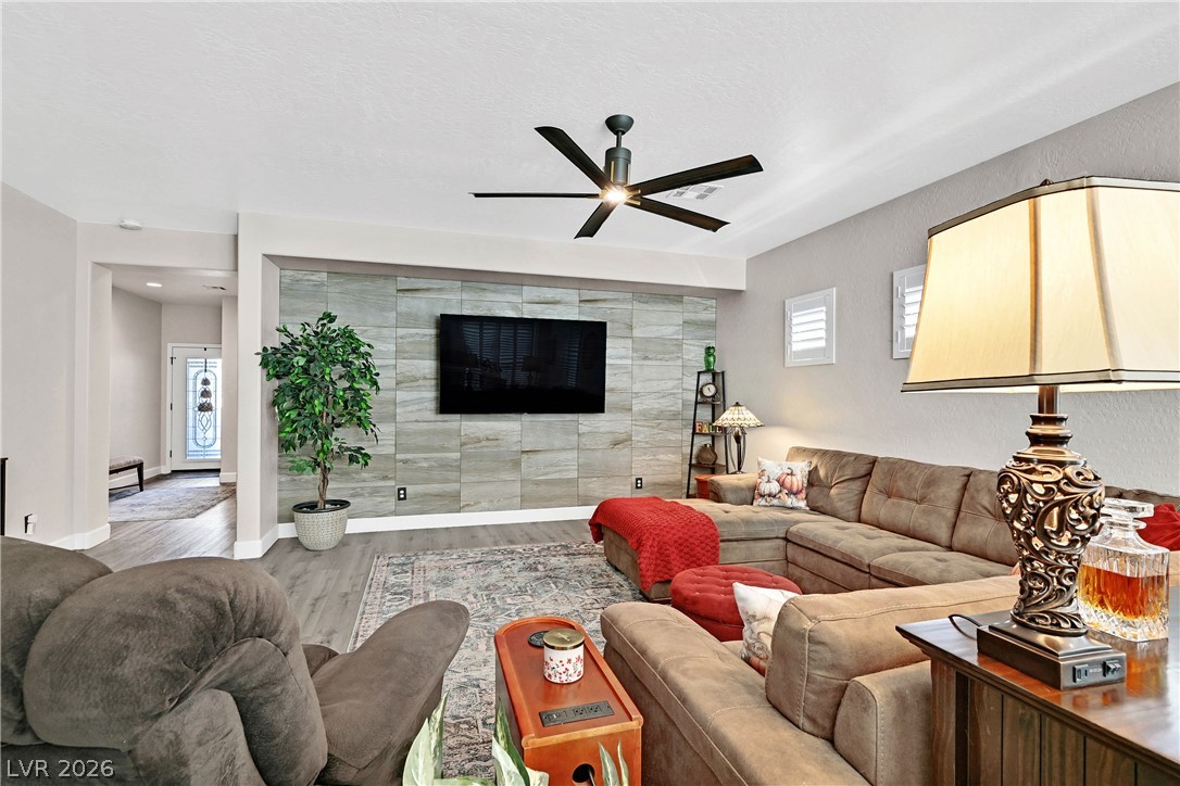 Photo 6 of 47, 2683 Lochleven Way
