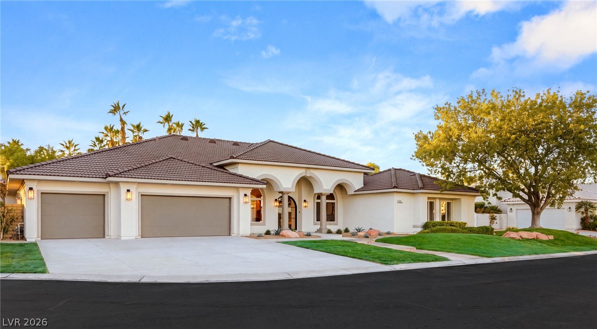 Photo 6 of 73, 1505 Ten Palms Court