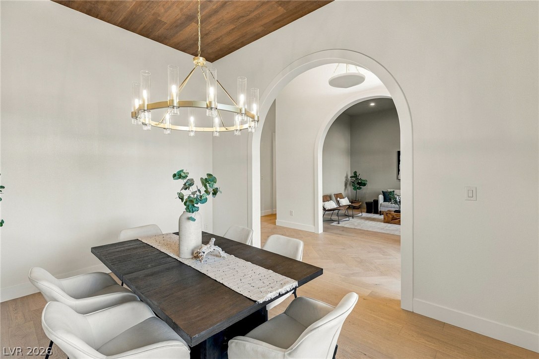 Photo 4 of 1505 Ten Palms Court