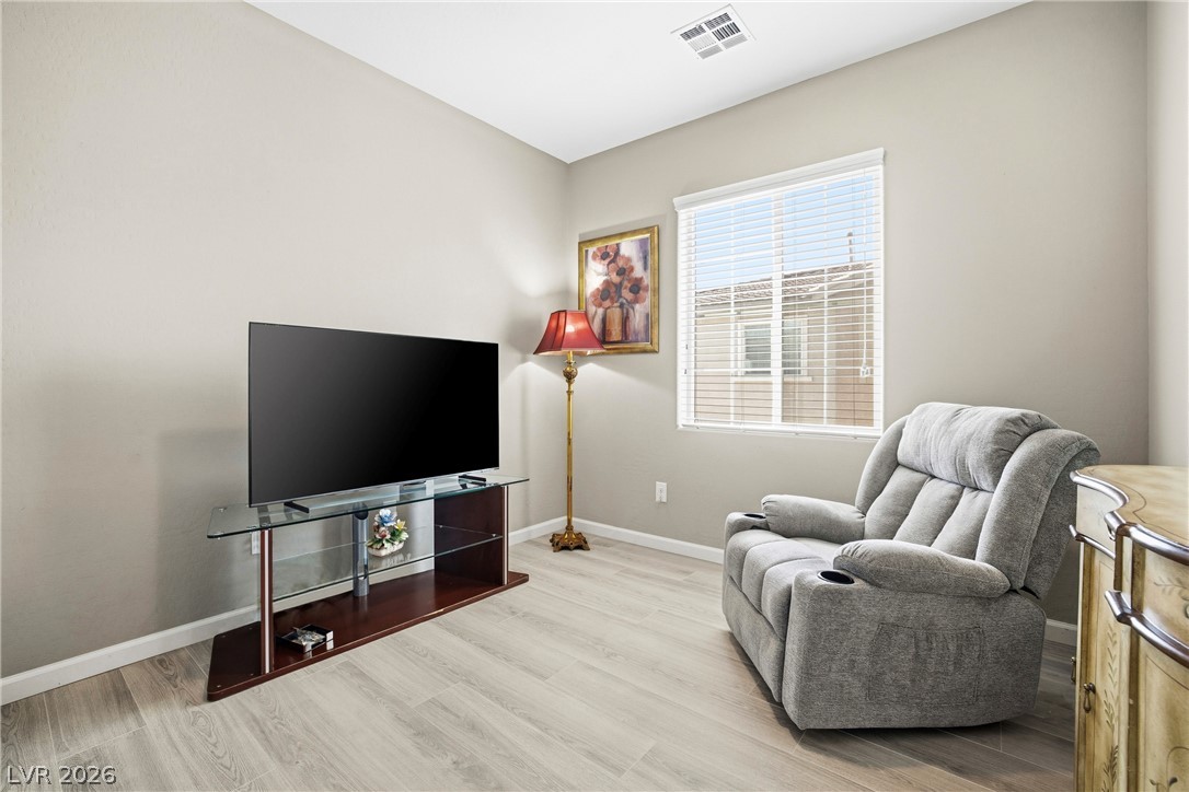Photo 16 of 43, 8430 Classique Avenue #106